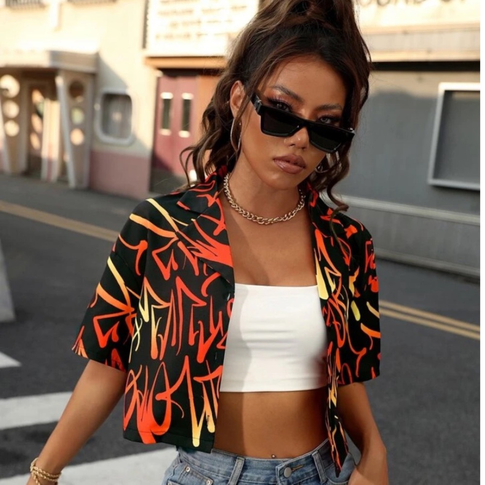 Graffiti Print Drop Shoulder Button-up Crop Blouse